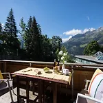 Le Manoir Penthouse Apartment